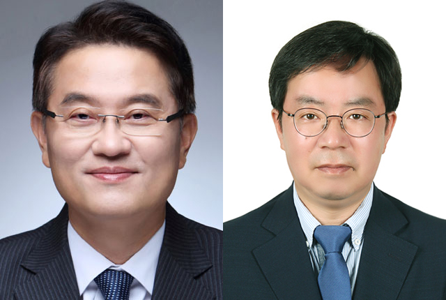 ▲ 윤종인 신임 개인정보보호위원회 위원장(왼쪽)과 최영진 부위원장(오른쪽). ⓒ청와대 제공.