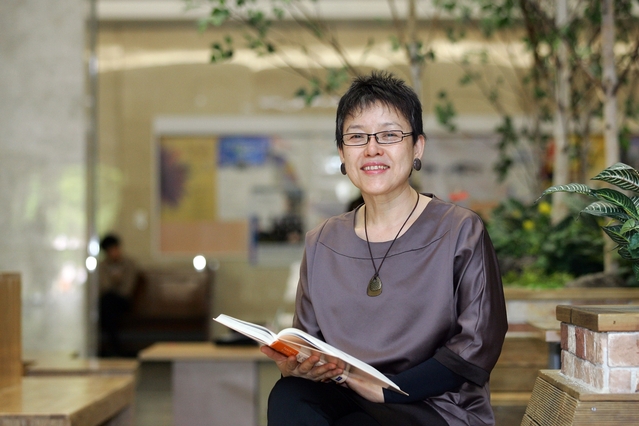 ▲ 김혜순 계명대 교수가 외국인정책위원회 외부위원으로 위촉돼 2023년까지 임기를 시작했다.ⓒ계명대