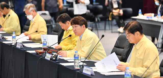 ▲ 지난 5월18일 광주에서 열린 제45차 광주총회에서 권영진 시장이 인사말을 하고 있다.ⓒ대구시