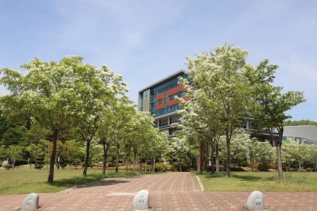 ▲ 금오공과대학교(총장 이상철)가 코로나19 여파로 어려움을 겪는 학생들의 학비 부담 경감과 안정적 학업 여건 조성을 위해 특별장학금을 지급한다.ⓒ금오공대