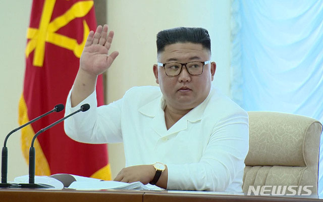 ▲ 지난 6월 23일 노동당 중앙군사위원회 제7기 제5차 예비회의를 주재한 김정은은 대남군사행동 보류와 함께 대남비방 중단을 지시했다. ⓒ뉴시스. 무단전재 및 재배포 금지.