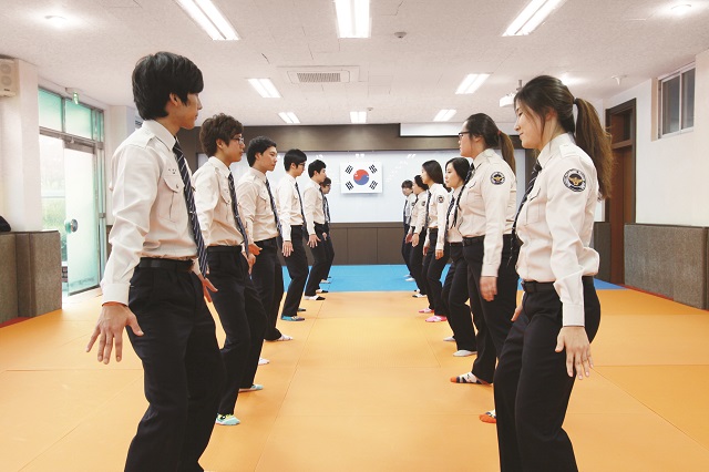 ▲ 선린대학교는 ‘2020년 경찰공무원시험’에 재학생 및 졸업생 총 7명이 합격했다.ⓒ선린대