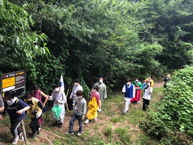 ▲ 경북도는 22일 안동시 풍천면 병산리와 하회리를 연결하는 하회 구곡길 걷기행사를 유튜브와 라디오를 통한 비대면 형식으로 개최했다.ⓒ경북도