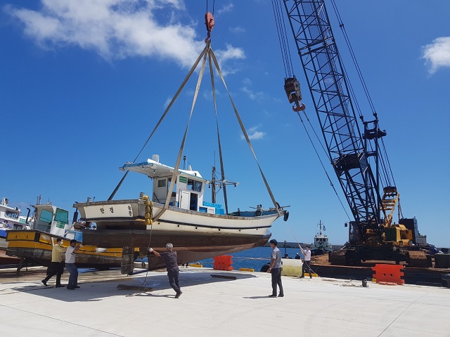 ▲ 울릉군은 태풍 ‘마이삭’ 대비해 어선 안전관리에 총력을 기울이고 있다.ⓒ울릉군