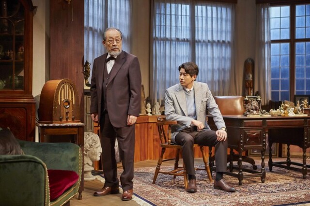 ▲ 연극 '라스트 세션' 공연사진 (왼쪽부터) 신구, 이상윤.ⓒ파크컴퍼니