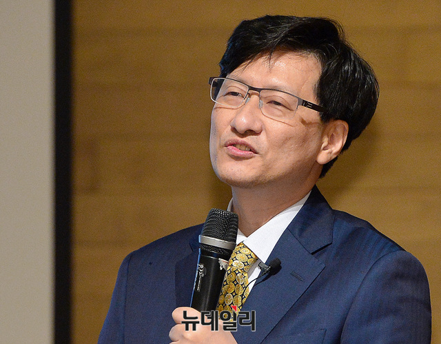 ▲ 강규형 명지대학교 교수·前 KBS 이사. ⓒ뉴데일리DB