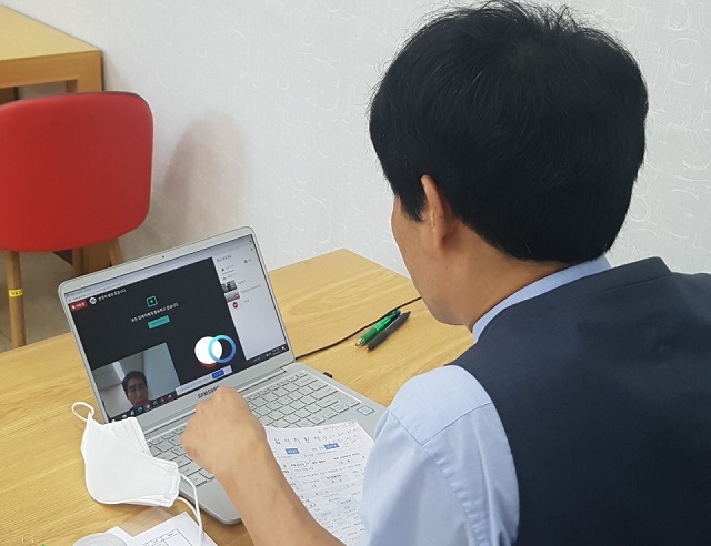 ▲ 위덕대는 맞춤형 입사서류 컨설팅을 진행했다.ⓒ위덕대