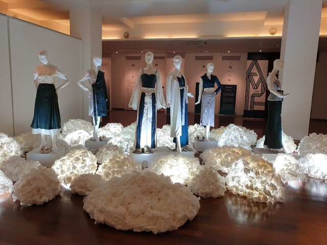 ▲ 계명대 패션마케팅학과 학생들이 지난 18일부터 23일까지 계명대 대명캠퍼스 동산관 화이트 갤러리에서 졸업작품전이자 콤포포멀웨어 브랜드 'AME(에이므)' 론칭 제안전을 가진다.ⓒ계명대