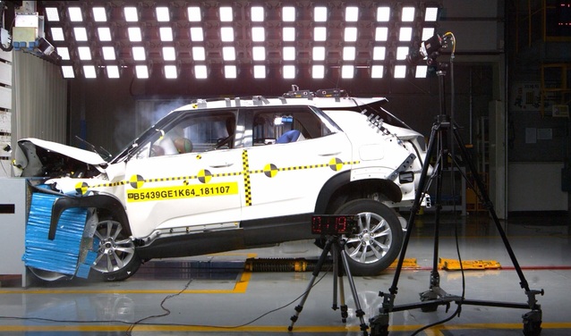 ▲ 트레일블레이저 충돌 테스트 장면.ⓒ한국지엠