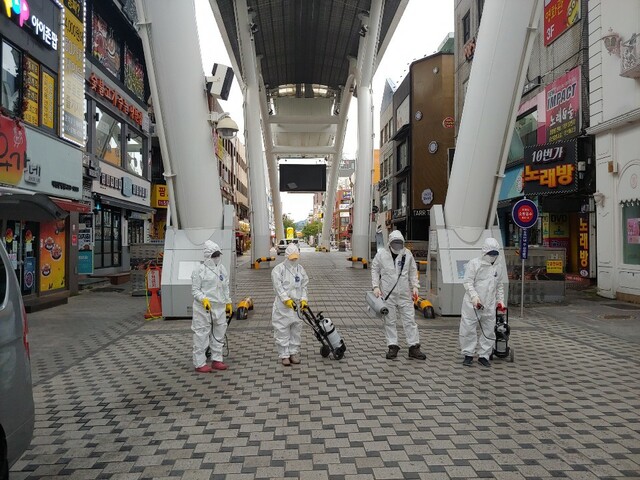 ▲ 추석 연휴 코로나19 방역장면.ⓒ대전시