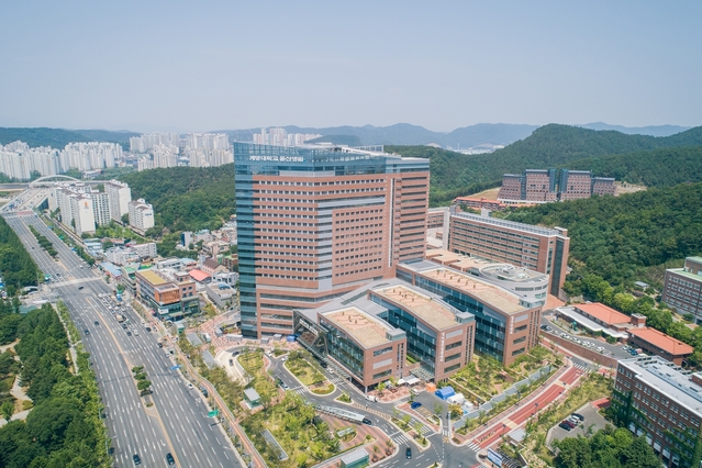 ▲ 계명대학교 동산병원(병원장 조치흠)이 보건복지부와 한국보건산업진흥원에서 지원하는 ‘스마트병원 선도모델 개발 의료기관 공모 사업’에 선정됐다.ⓒ동산병원