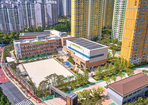 ▲ 창월원영 마린애시앙 단지 내 개교를 앞둔 고운초등학교. ⓒ 부영