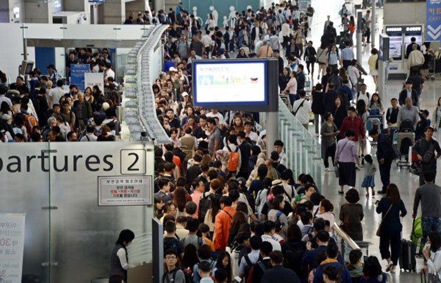 ▲ 2017년 9월 인천국제공항 터미널 모습. 이 같은 모습을 다시 보게 될 지 알 수 없다. ⓒ뉴시스. 무단전재 및 재배포 금지.