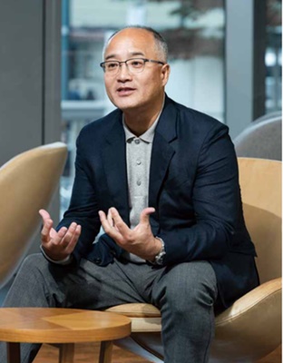 ▲ 한상윤 BMW그룹코리아 사장 ⓒ25주년 기념 디지털 북클릿 갈무리