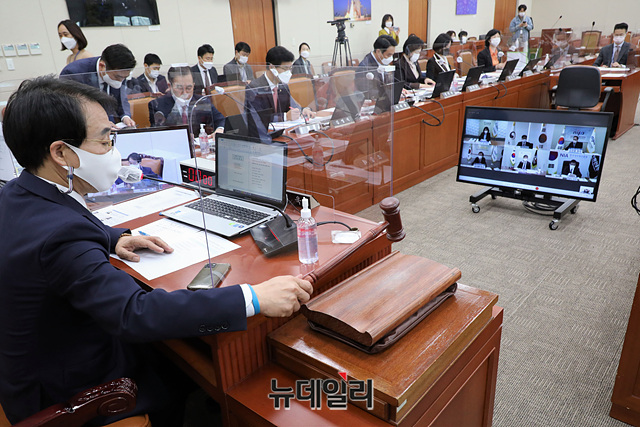 ▲ 13일 오전 국회에서 열린 과학기술정통부 산하 공공기관 국정감사가 영상 국정감사로 진행됐다. ⓒ박성원 기자