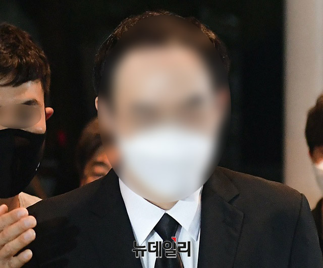 ▲ 故 박원순 전 서울시장의 아들 박주신씨가 지난 7월11일 고인의 장례를 치르기 위해 한국에 입국했다.ⓒ권창회 기자