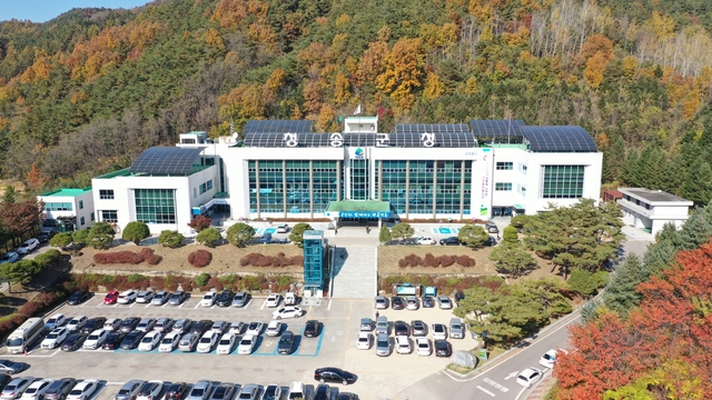 ▲ 청송군은 봄배추 병해충 방제비 지원사업에 이어 ‘2020년 가을배추(양배추) 병해충 방제비 지원사업’을 추진한다.ⓒ청송군