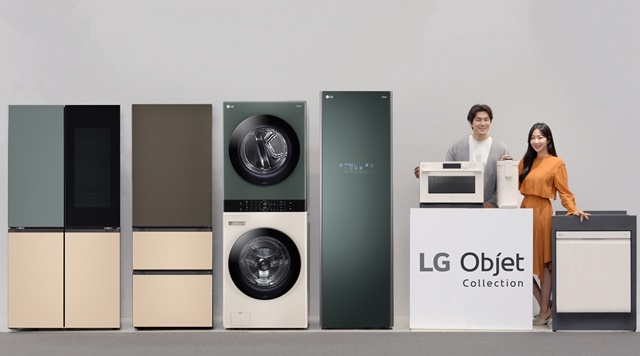 ▲ 왼쪽부터 LG 오브제컬렉션 상냉장 하냉동 냉장고, 김치 냉장고, 워시타워, 스타일러, 광파오븐, 정수기, 식기세척기. ⓒLG전자