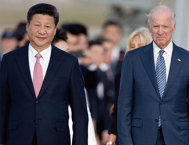 2015년 9월 미국을 방문한 시진핑과 그를 영접하는 조 바이든 당시 부통령. ⓒ뉴시스. 무단전재 및 재배포 금지.