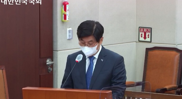 ▲ 22일 국회 행정안전위원회의 세종시에 대한 국정감사에서 이춘희 시장이 업무보고를 하고 있다. ⓒ국회방송 캡처