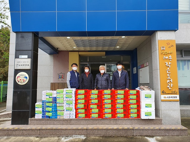 ▲ 월성본부(본부장 노기경)는 전통시장 장보기 행사를 시행했다.ⓒ월성본부