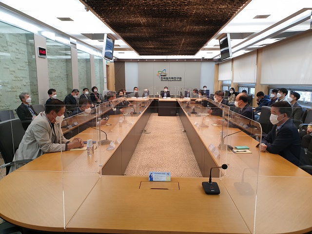 ▲ 경주시의회는 한국원자력연구원을 방문했다.ⓒ경주시의회