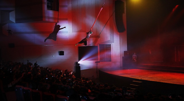 ▲ 경주엑스포공원 ‘인피니티 플라잉’팀이 공연하는 모습.ⓒ경주엑스포