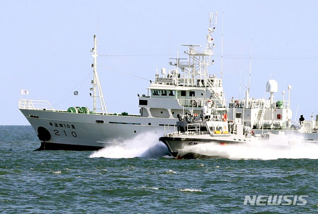 ▲ 북한군에 살해된 해양수산부 공무원 이씨가 탔던 어업지도선 '무궁화 10호'. ⓒ뉴시스. 무단전재 및 재배포 금지.