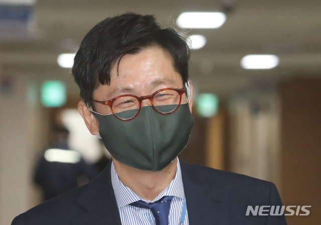 ▲ 국내 금융권에 DSR을 도입한 도규상 전 청와대 경제정책위원장의 금융위 부위원장 발탁으로 새 변화가 나올지 주목된다.  ⓒ뉴시스