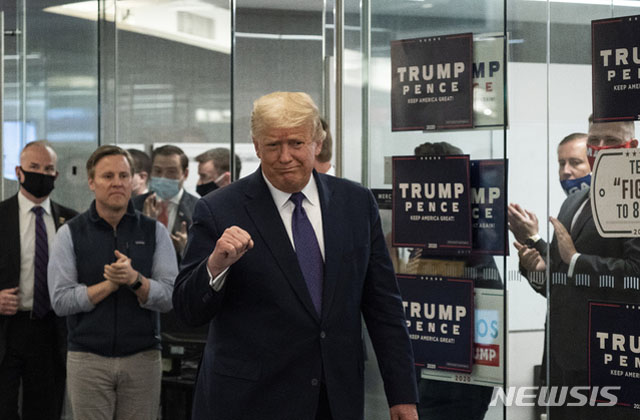 ▲ 대선 승리를 자신하는 도널드 트럼프 대통령. ⓒ뉴시스 AP. 무단전재 및 재배포 금지.