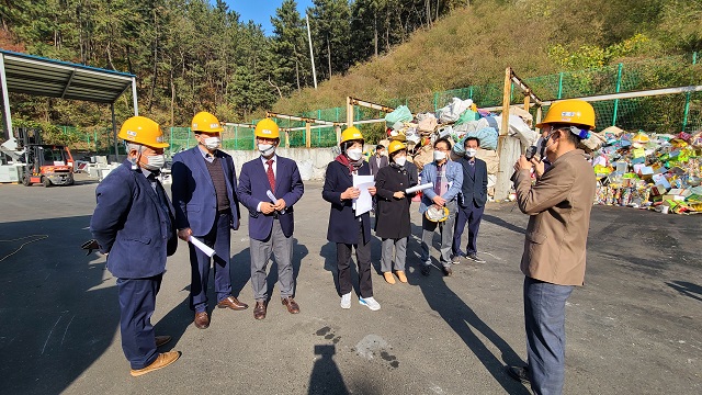 ▲ 포항시의회 복지환경위원회(위원장 권경옥)는 위원회 소관 주요시설을 현장 방문했다.ⓒ포항시의회