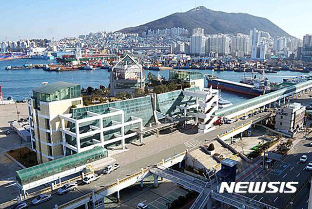▲ 부산 중구 소재 부산항만공사. ⓒ뉴시스. 무단전재 및 재배포 금지.
