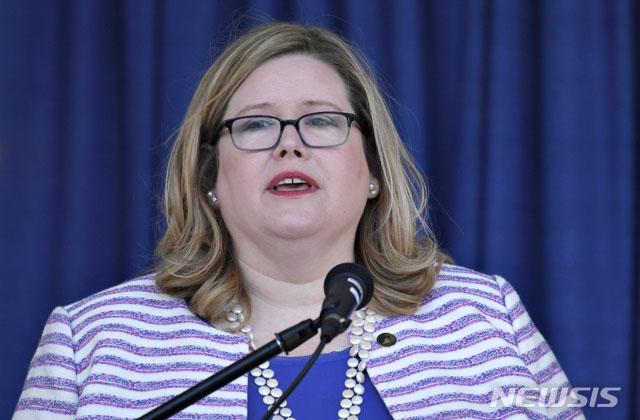 ▲ 에밀리 머피 미국 총무청장. ⓒ뉴시스 AP. 무단전재 및 재배포 금지.