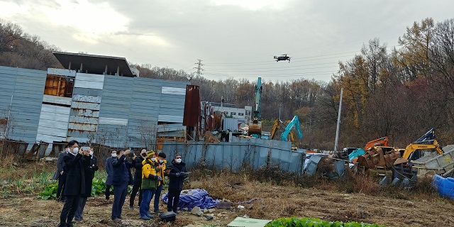 ▲ 서울 서초구 성뒤마을 공공주택지구 드론을 활용한 감정평가 시범사업현장.ⓒ한국감정평가사협회