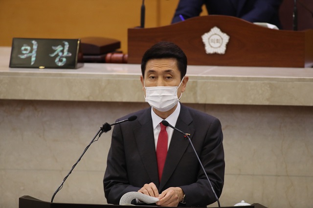 ▲ 이강덕 시장은 제279회 포항시의회 제2차 정례회에서 시정연설을 하고 있다.ⓒ포항시