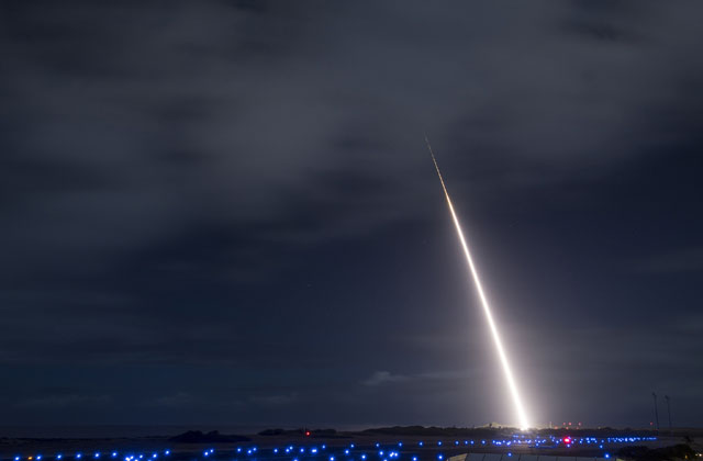 ▲ 2018년 10월 지상에서 SM-3 블록ⅡA를 발사하는 모습. ⓒ미국 태평양 사령부 공개사진.