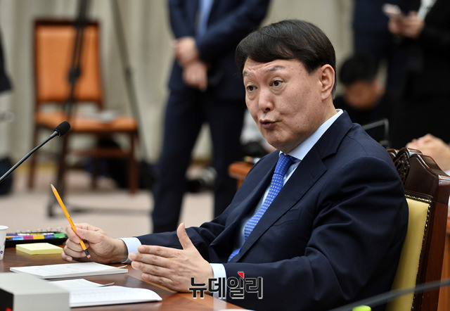 ▲ 윤석열 검찰총장 측이 7일 법무부 검사징계위원회를 사흘 앞두고 법무부 측에 징계위원 명단과 감찰기록 공개를 재차 요구했다. ⓒ박성원 기자