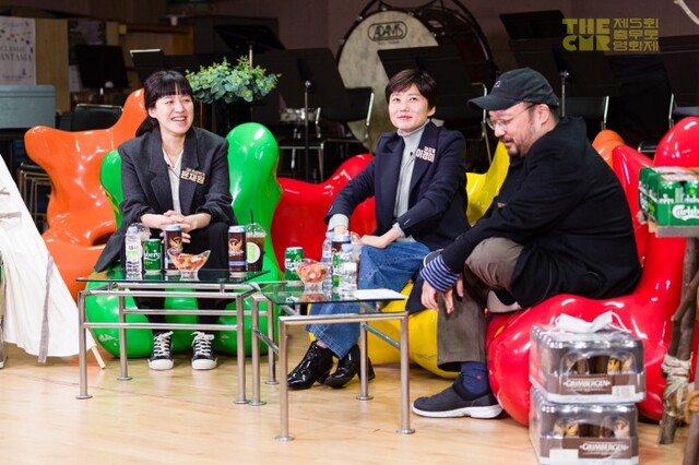 ▲ 충무로 클라쓰 흥행하는 글쓰기-윤재원 작가, 이경미 감독, 임필성 감독.ⓒ중구문화재단