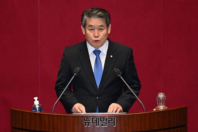 ▲ 김경협(사진) 더불어민주당 의원이 11일 북한 주민와 연락을 주고 받은 사실은 정부에 나중에 신고할 수 있도록 한 내용의 법 개정안을 대표 발의했다고 밝혔다. ⓒ뉴데일리 DB