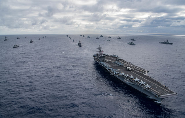 ▲ 2018년 6월 촬영한 환태평양연합훈련(RIMPAC) 때  모습. 이 몇 배의 함정이 중국 견제에 나선다고 생각하면 된다. ⓒ미국 인도태평양 사령부 공개사진.