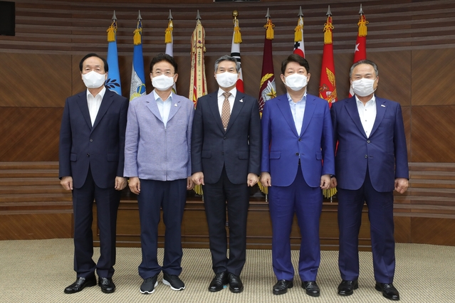 ▲ 지난 8월28일 열린 대구 군공항 이전부지 최종선정 장면.ⓒ경북도