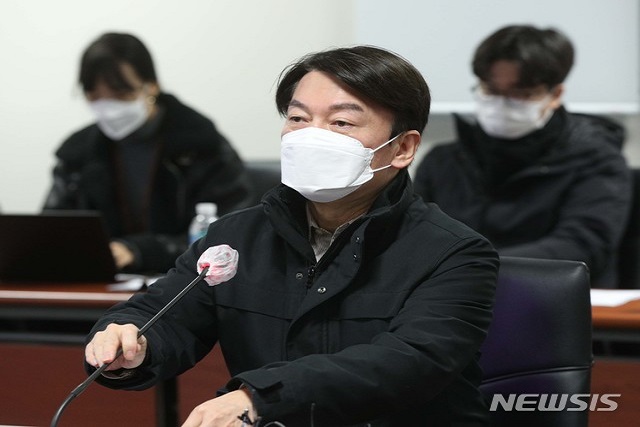 ▲ 안철수 국민의당 대표가 5일 오전 서울 종로구 아동권리보장원에서 열린 아동학대 예방책 마련을 위한 간담회에서 발언하고 있다.ⓒ뉴시스