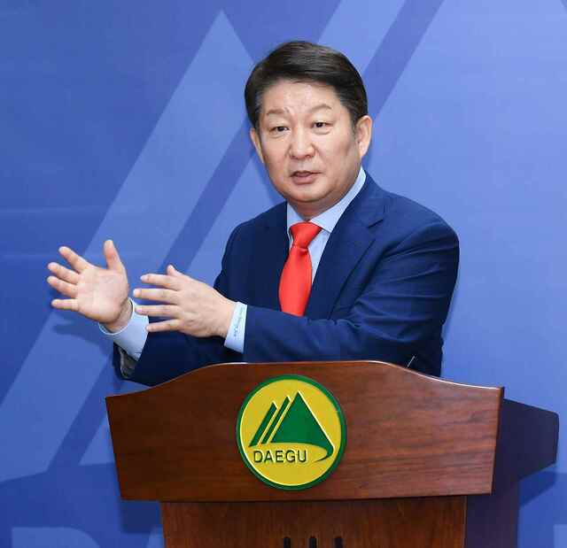 ▲ 권영진 대구시장은 “내년 예산에 109억 원을 반영하기 위해 국토교통부, 기획재정부 등과 긴밀한 업무협의를 하고, 대구산업선 공사가 조속히 착공될 수 있도록 사전 준비에 만전을 기하겠다”고 말했다.ⓒ대구시