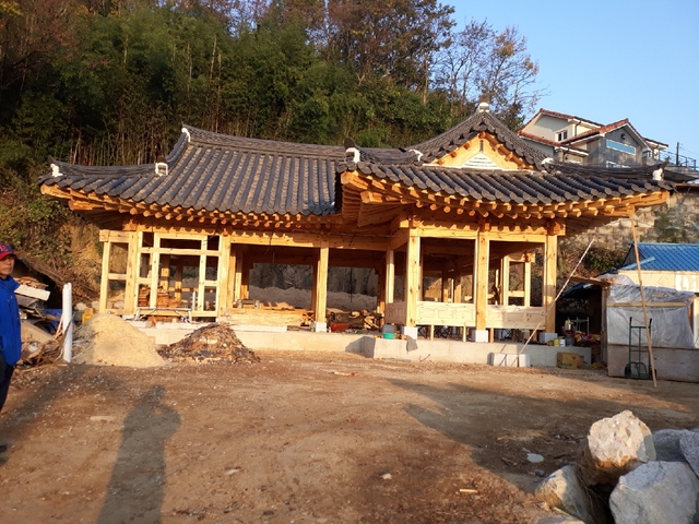 ▲ 김천시에서는 전통한옥문화 활성화를 위해 오는 25일까지 한옥건립 지원사업을 신청 접수한다.ⓒ김천시