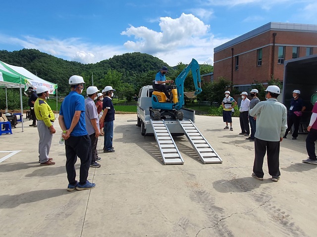 ▲ 의성군은 농기계임대사업 실적이 매년 20%이상 증가하고 있다.ⓒ의성군