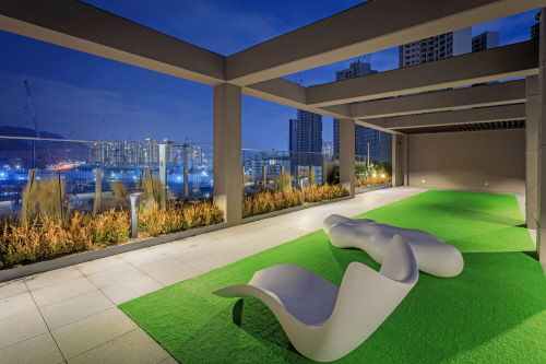 ▲ 1월 입주를 앞둔 디에이치 포레센트 힐링가든 전경. ⓒ 현대건설