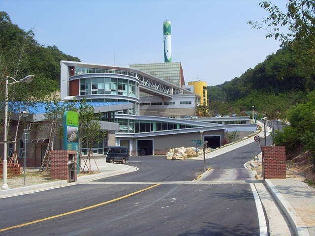 ▲ 음성 맹동에 자리한 광역쓰레기 처리시설.ⓒ진천군