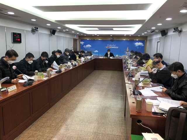 ▲ 대구시는 지난 26일 지역협의체 회의에서 접종센터별 연계협력병원을 지정해 응급상황 대비, 접종인력 지원 등에 대해 심도 있는 논의를 마쳤다.ⓒ대구시