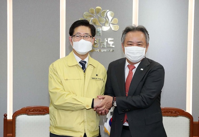 ▲ 우측이 이기홍 대한체육회장.ⓒ충남도