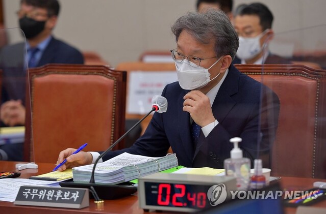 ▲ 3일 인사청문회에서 질의에 답하고 있는 권칠승 후보자 ⓒ연합뉴스 제공